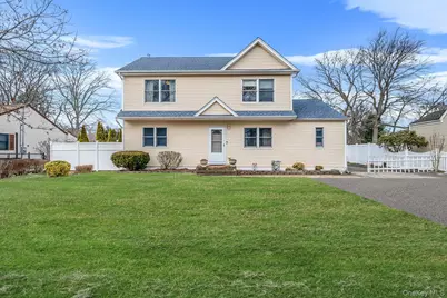 777 Johnson Avenue, Ronkonkoma, NY 11779 - Photo 1