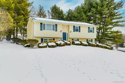9 Michele Court, Middletown, NY 10941 - Photo 1