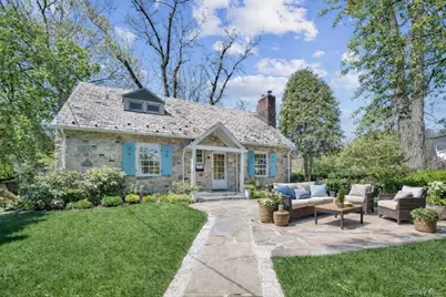 53 Sheldrake Avenue, Larchmont, NY 10538 - Photo 1