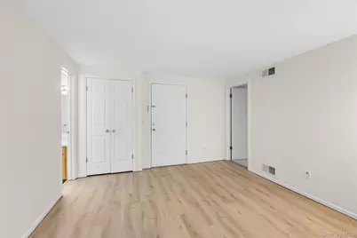 17 Fairview Street #A, Huntington, NY 11743 - Photo 13