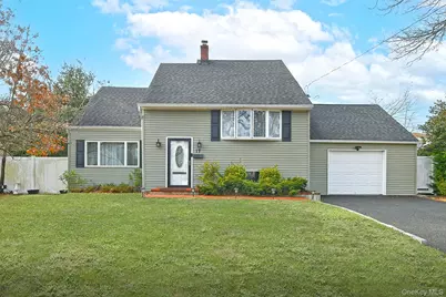 17 Pine Tree Road, South Huntington, NY 11746 - Photo 1