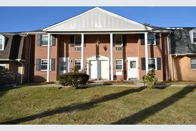 25 Glen Hollow Drive #H-23, Holtsville, NY 11742 - Photo 1