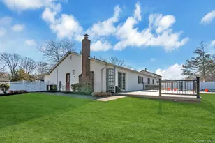 84 Strathmore Village Dr, South Setauket, NY 11720 - Photo 31