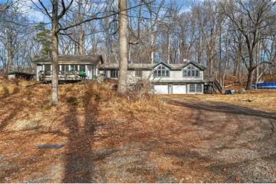 48 Chardavoyne Road, Warwick, NY 10990 - Photo 1