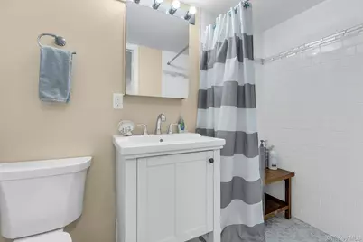 79 School Street, Hampton Bays, NY 11946 - Photo 19