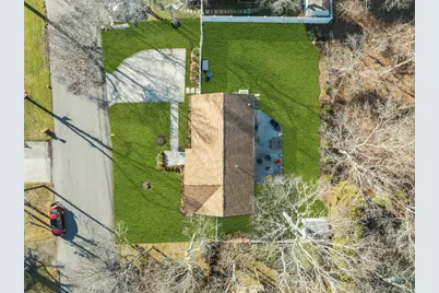 79 School Street, Hampton Bays, NY 11946 - Photo 37