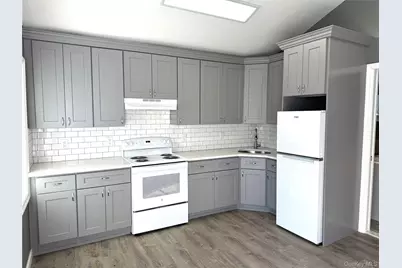 21 Collegeview Avenue #21-11, Poughkeepsie, NY 12603 - Photo 1