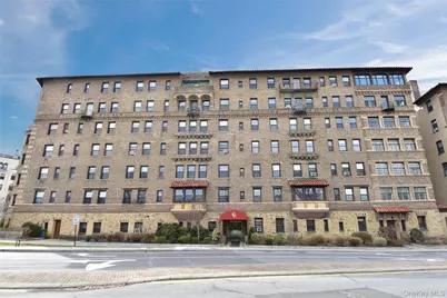 14 N Chatsworth Avenue #5M, Larchmont, NY 10538 - Photo 1