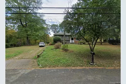 13 Ingold Drive, Dix Hills, NY 11746 - Photo 1