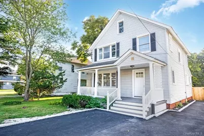 178 N Ocean Avenue, Patchogue, NY 11772 - Photo 1