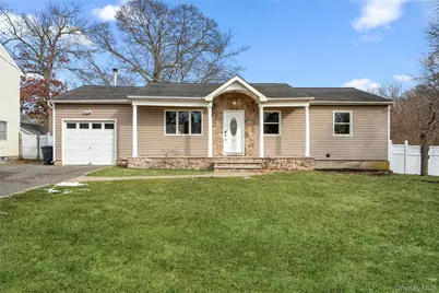 6 Edward Court, Ronkonkoma, NY 11779 - Photo 1