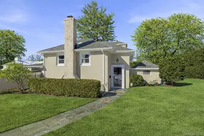 4 Dupont Avenue, White Plains, NY 10605 - Photo 1