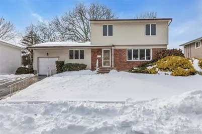 68 Beaumont Drive, Plainview, NY 11803 - Photo 1