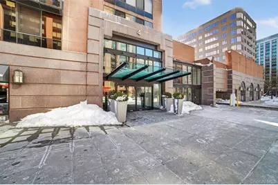 4 Martine Avenue #612, White Plains, NY 10606 - Photo 1