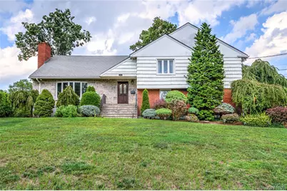 14 Dimsdale Drive, Scarsdale, NY 10583 - Photo 1