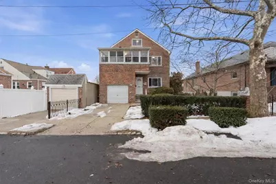 2322 Pearsall Avenue, Bronx, NY 10469 - Photo 1
