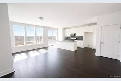 5125 Teaberry Lane #7, Fishkill, NY 12524 - Photo 1