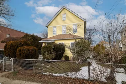 21 Washington Avenue, Lynbrook, NY 11563 - Photo 1
