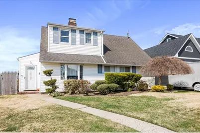38 Celestial Lane, Levittown, NY 11756 - Photo 1