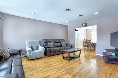 27 Red Schoolhouse Road, Spring Valley, NY 10977 - Photo 5