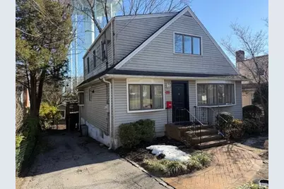 11 Arbor Street, Great Neck, NY 11021 - Photo 1