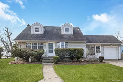 172 Glengariff Road, Massapequa Park, NY 11762 - Photo 1