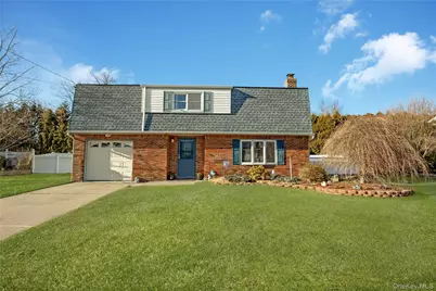 25 Windham Lane, Ronkonkoma, NY 11779 - Photo 1