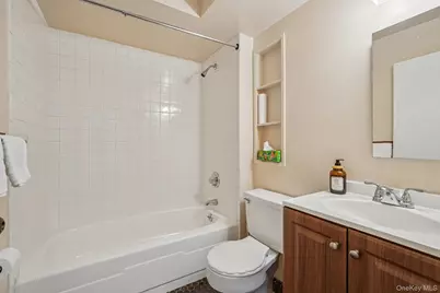 207 Martling Avenue, Tarrytown, NY 10591 - Photo 25