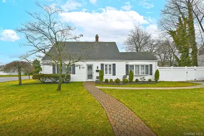 38 Moss Lane, Levittown, NY 11756 - Photo 1
