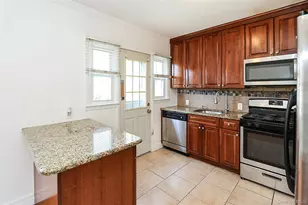 489 Emory Rd, Mineola, NY 11501 - Photo 7