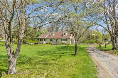 10 Otha Drive, Katonah, NY 10536 - Photo 1