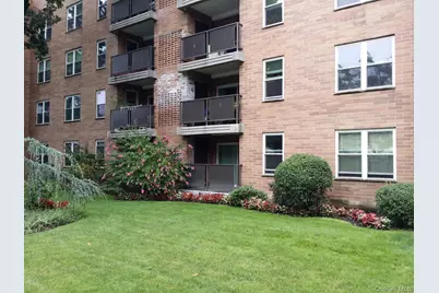 360 Central Avenue #106, Lawrence, NY 11559 - Photo 1