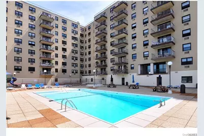 1085 Warburton Avenue #401, Yonkers, NY 10701 - Photo 1