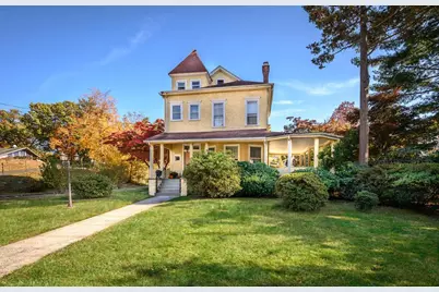 15 The Boulevard, New Rochelle, NY 10801 - Photo 1