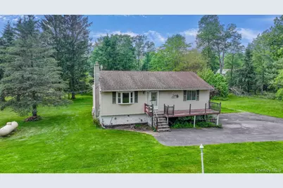 6 Crawford Street, Pine Bush, NY 12566 - Photo 1