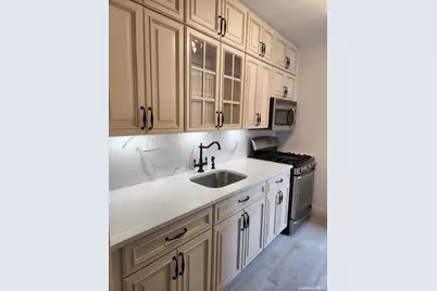 88-10 35th Ave #6C, Jackson Heights, NY 11372 - Photo 1