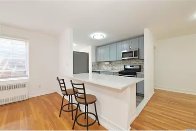30 Stoner Avenue #3R, Great Neck, NY 11021 - Photo 1