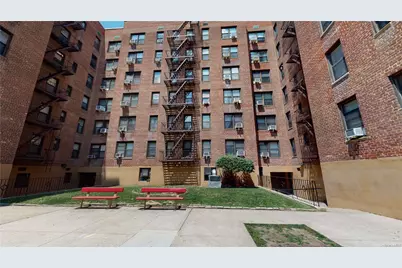 33-46 92 St #2M, Jackson Heights, NY 11372 - Photo 1