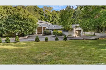 6820 N Hempstead Turnpike, Oyster Bay, NY 11771 - Photo 1