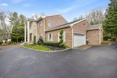 6 Heather Court, Dix Hills, NY 11746 - Photo 1