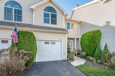 2703 Willow Pond Drive #2703, Riverhead, NY 11901 - Photo 1