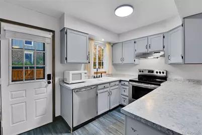 1323 S Idalia Street, Aurora, CO 80017 - Photo 9