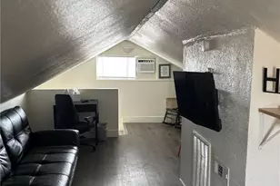 3154 W Longfellow Pl, Denver, CO 80221 - Photo 11