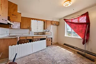 2317 Peoria St, Aurora, CO 80010 - Photo 9