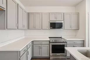 24141 E 54th Pl, Aurora, CO 80019 - Photo 11