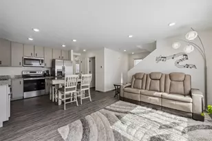 18222 E 51st Pl, Denver, CO 80249 - Photo 3