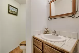 1545 S Vaughn Cir, Aurora, CO 80012 - Photo 25