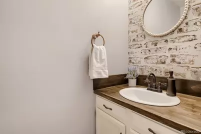 1545 S Vaughn Circle, Aurora, CO 80012 - Photo 13