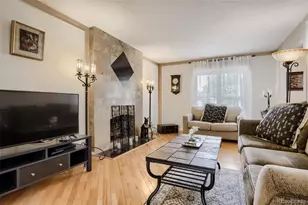 1545 S Vaughn Cir, Aurora, CO 80012 - Photo 5
