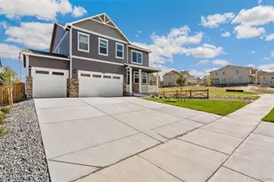 43084 Kawana Gulch St, Elizabeth, CO 80107 - Photo 3